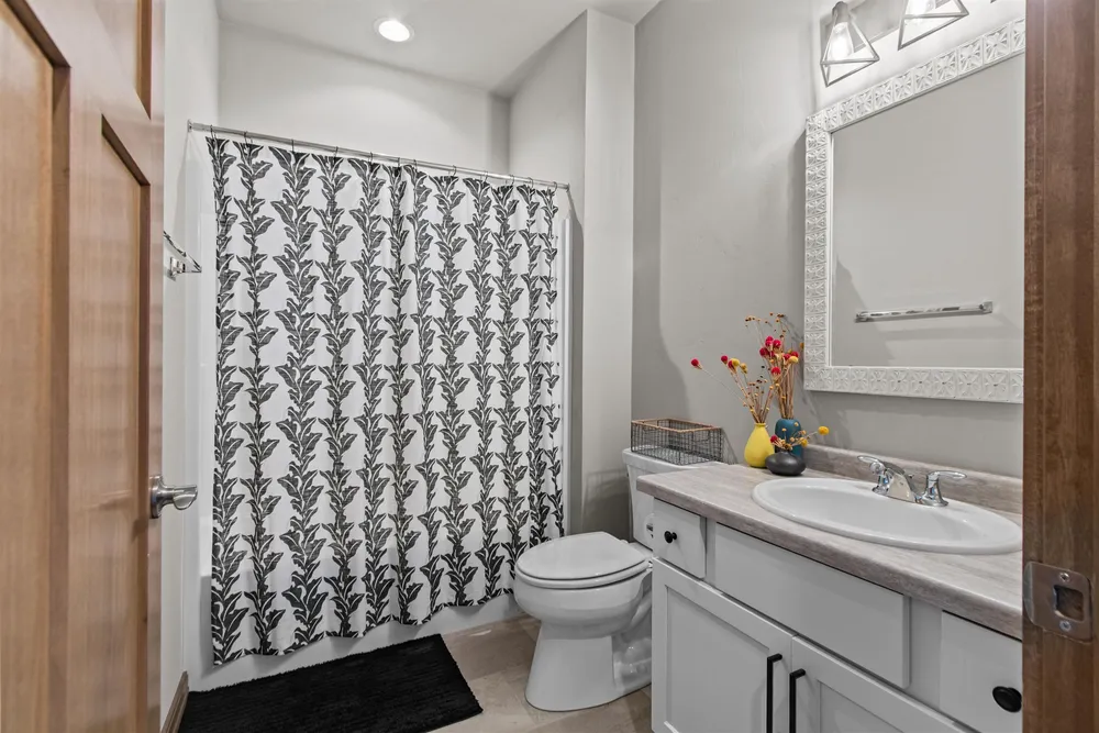 4647 N Cherryvale Ave, Appleton, WI 54913