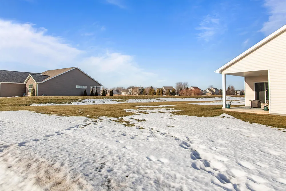 4647 N Cherryvale Ave, Appleton, WI 54913