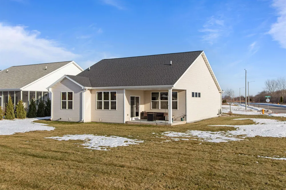 4647 N Cherryvale Ave, Appleton, WI 54913