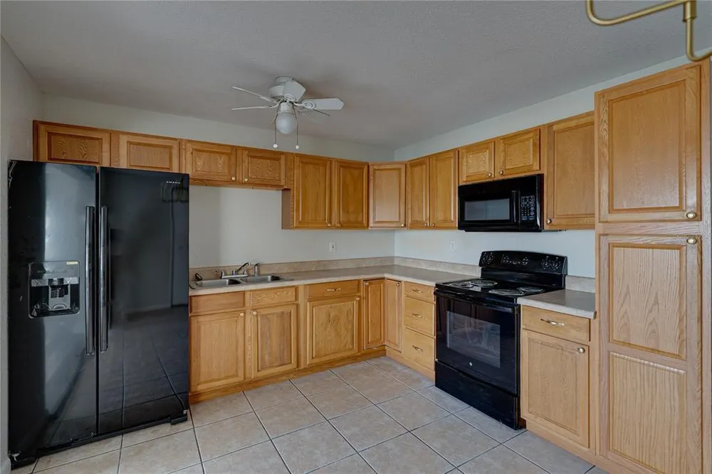 2011 9th St NE, Winter Haven, FL 33881