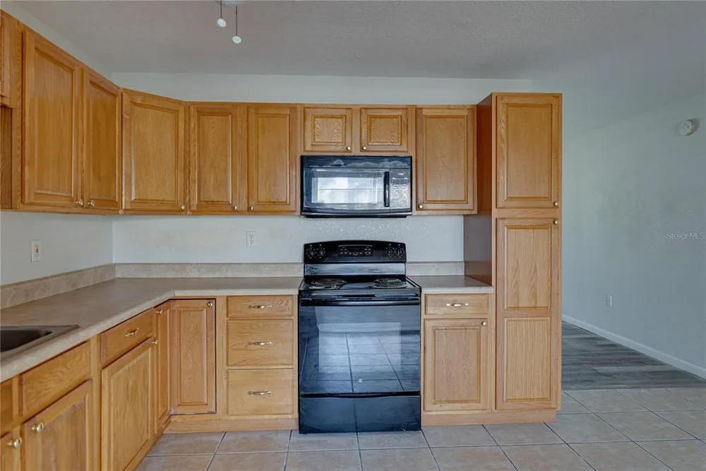 2011 9th St NE, Winter Haven, FL 33881