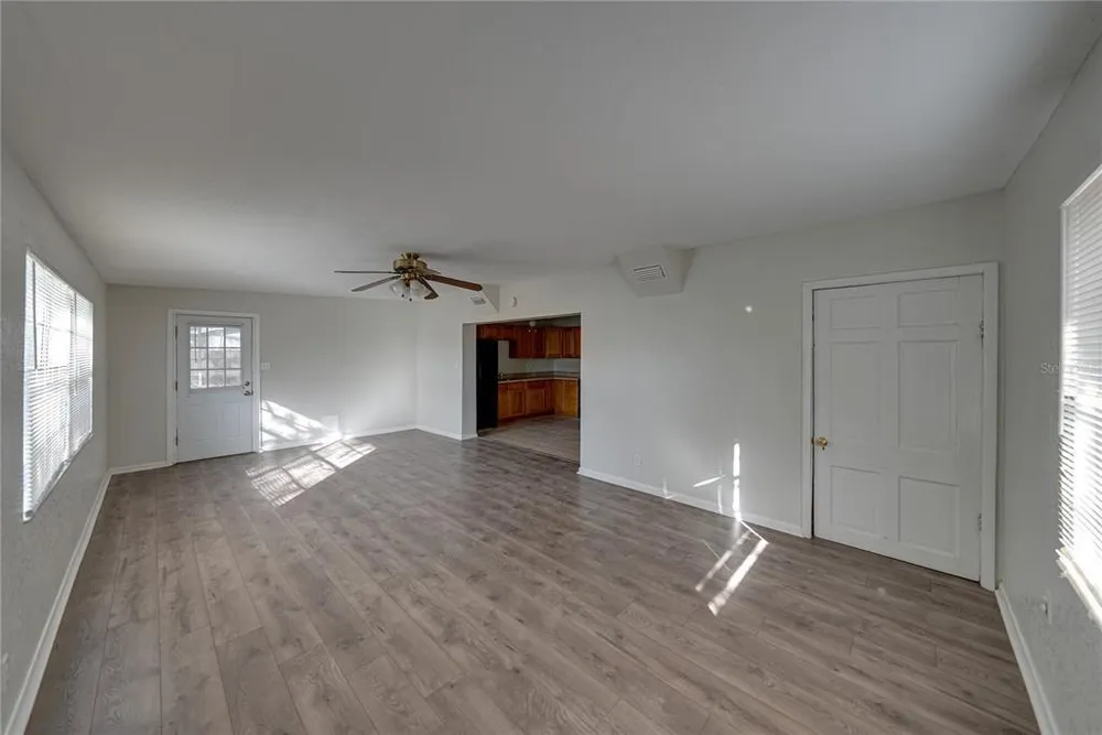 2011 9th St NE, Winter Haven, FL 33881
