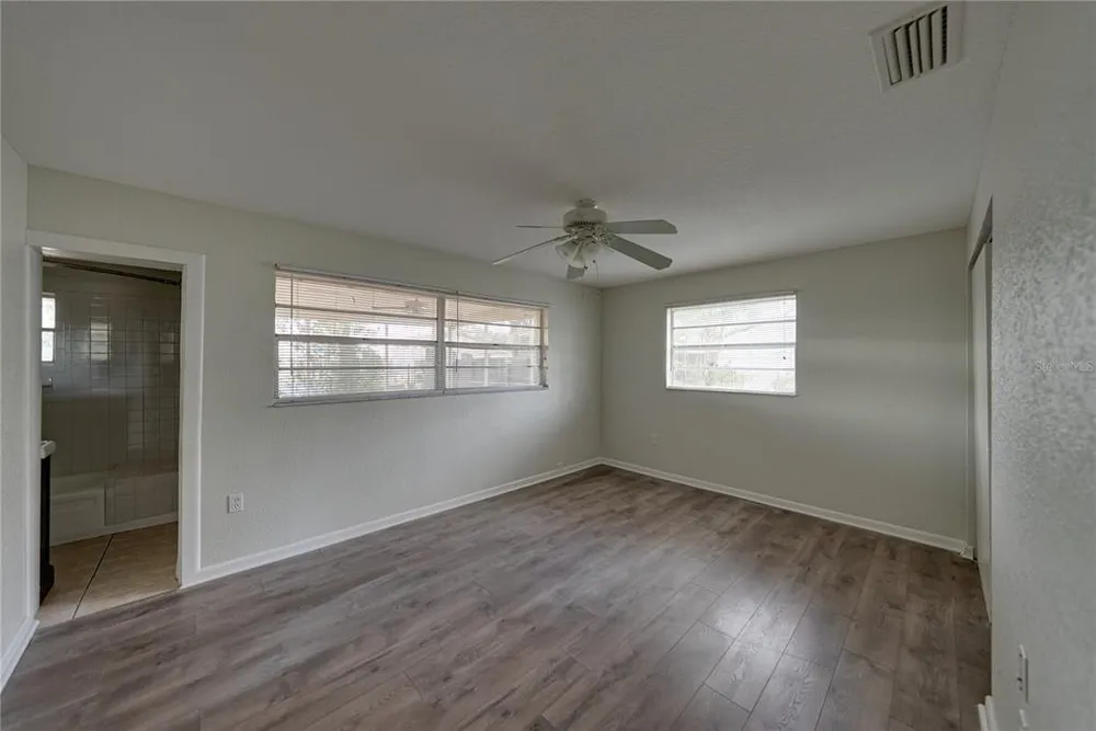 2011 9th St NE, Winter Haven, FL 33881