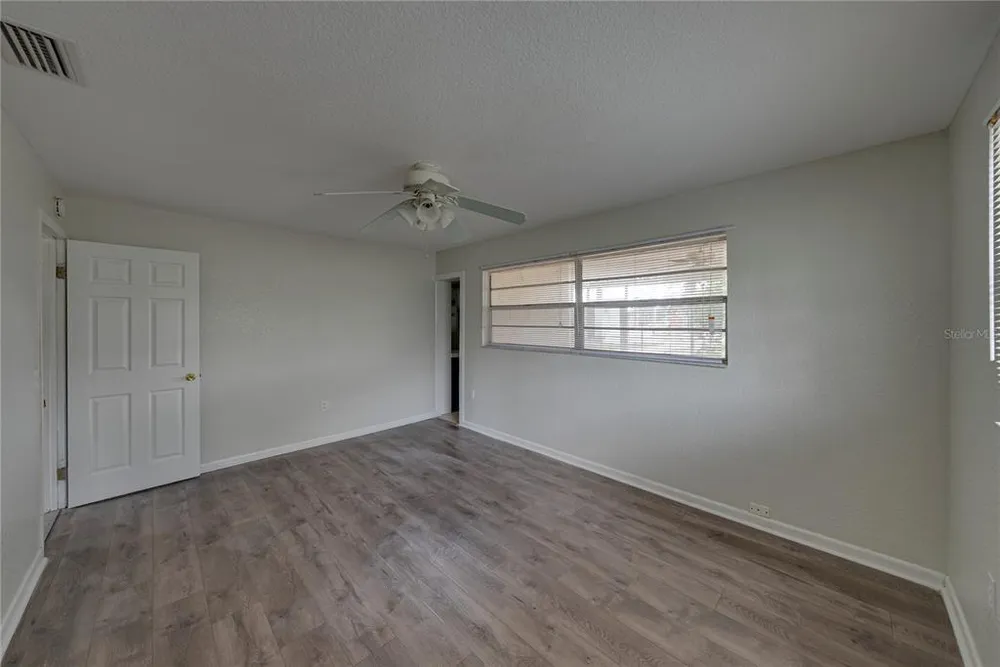 2011 9th St NE, Winter Haven, FL 33881
