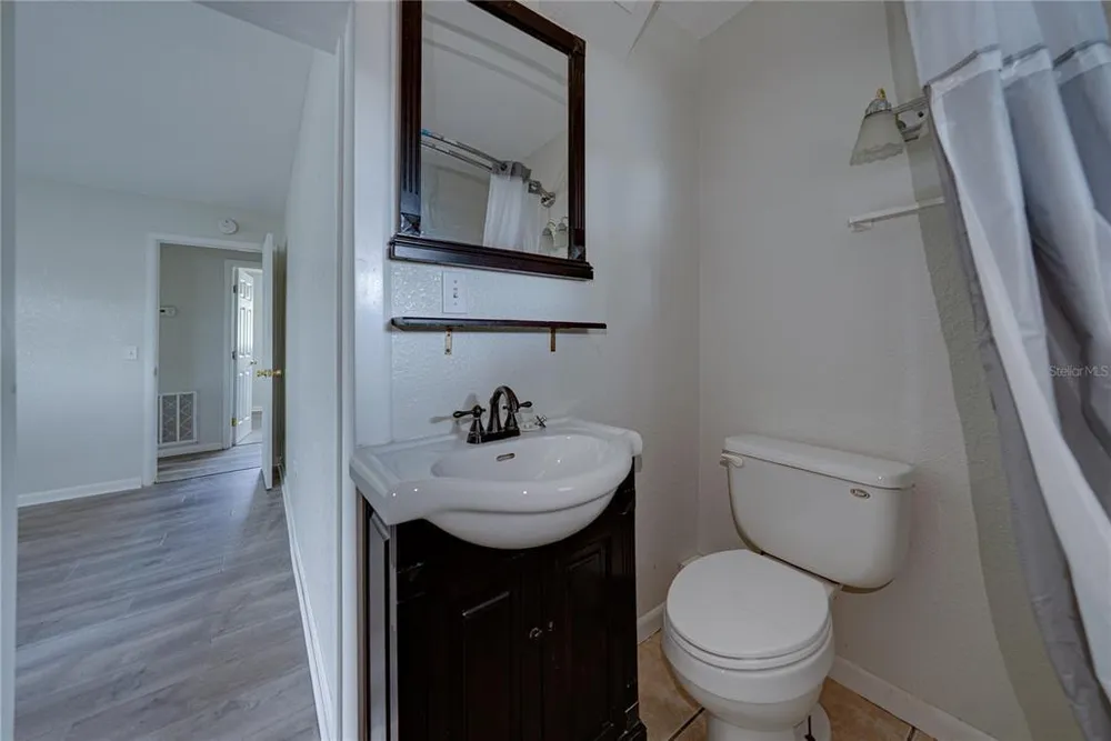 2011 9th St NE, Winter Haven, FL 33881