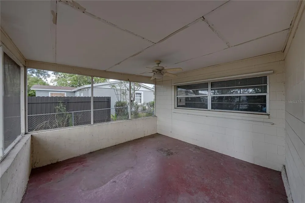 2011 9th St NE, Winter Haven, FL 33881