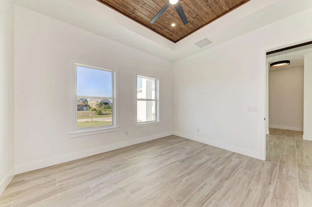 3564 Peace River Dr, Punta Gorda, FL 33983