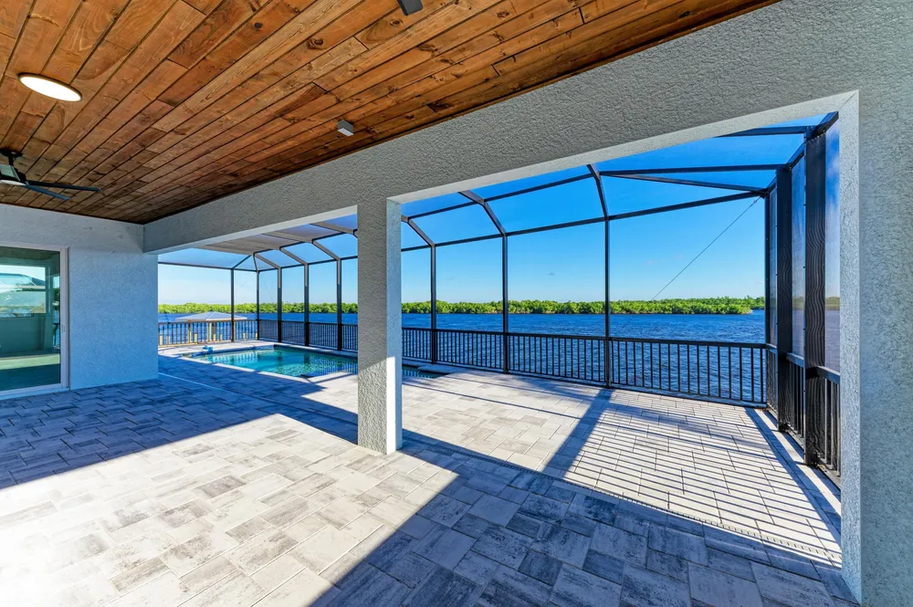 3564 Peace River Dr, Punta Gorda, FL 33983