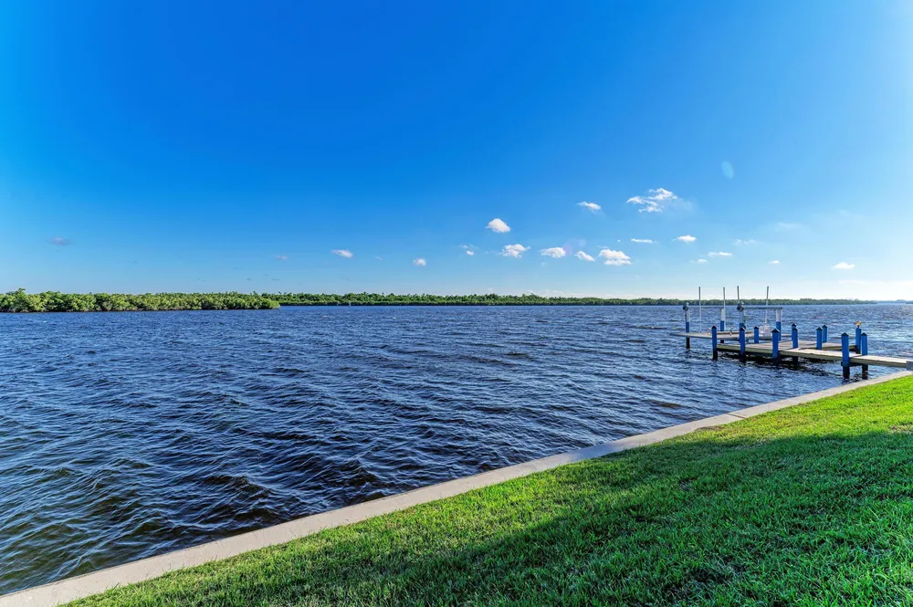 3564 Peace River Dr, Punta Gorda, FL 33983