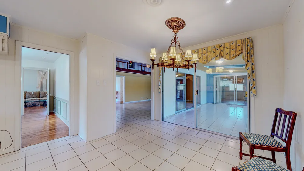 5710 Pickwick Ln, Beaumont, TX 77706
