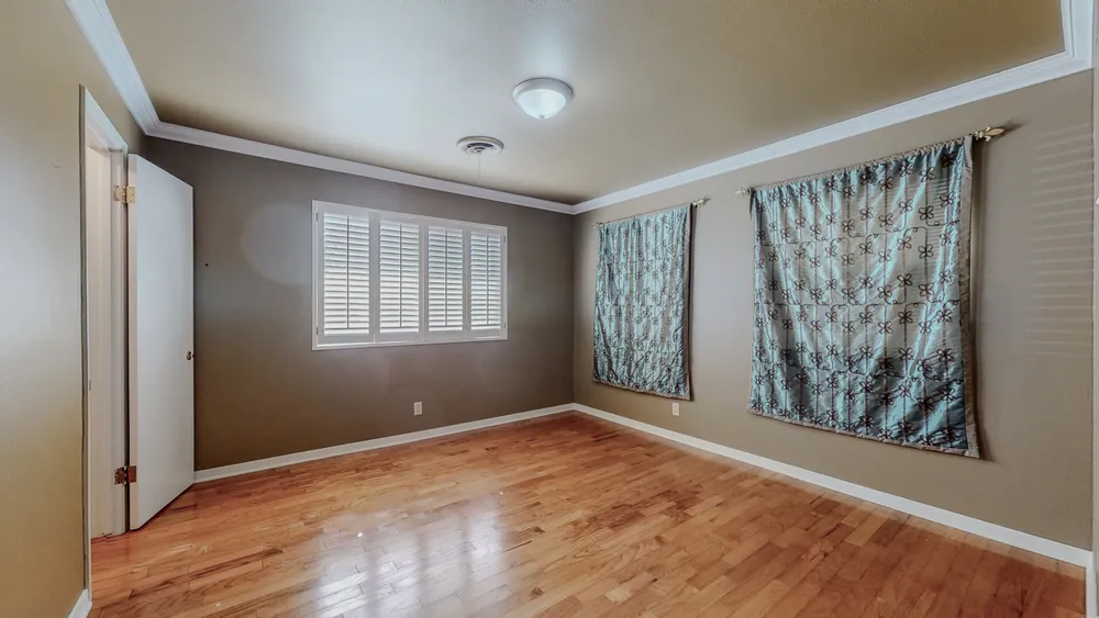 5710 Pickwick Ln, Beaumont, TX 77706