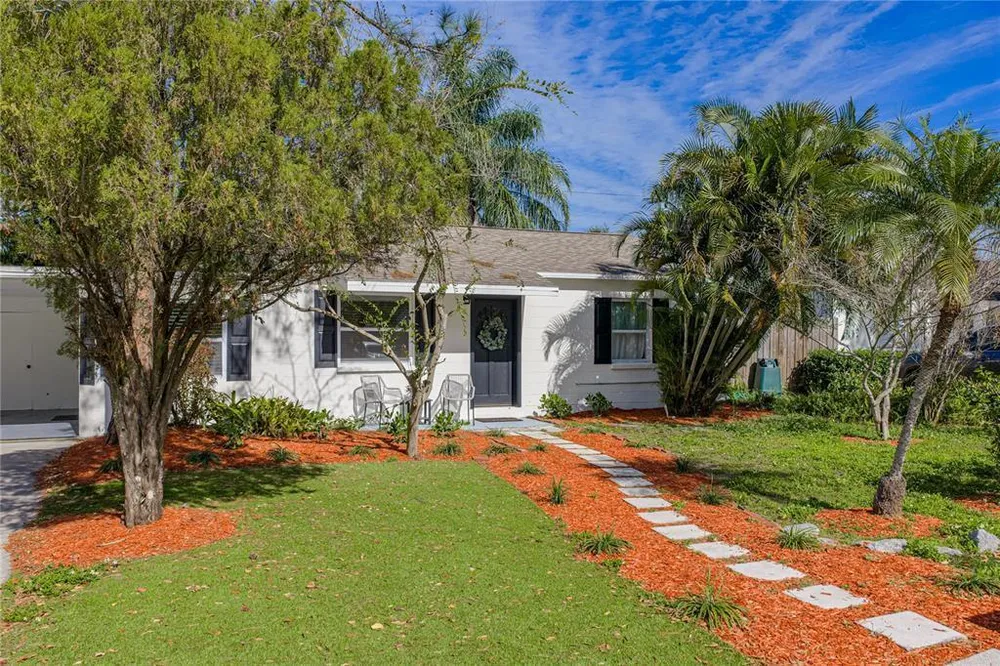 4105 W Bay Villa Ave, Tampa, FL 33611