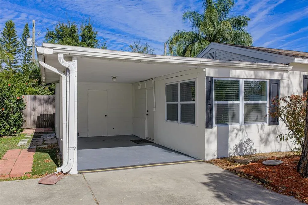 4105 W Bay Villa Ave, Tampa, FL 33611