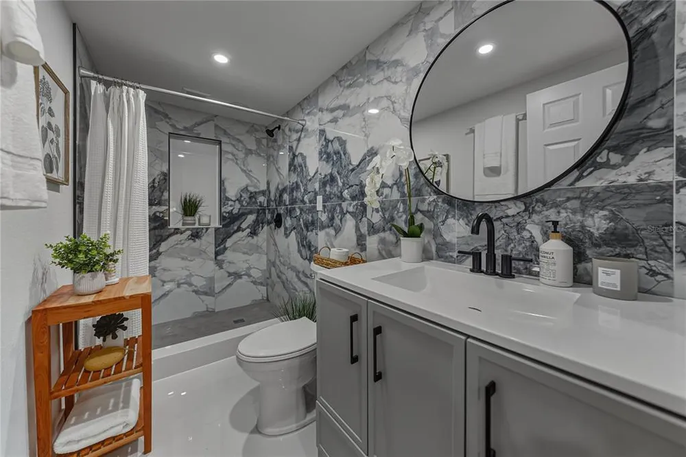 4105 W Bay Villa Ave, Tampa, FL 33611