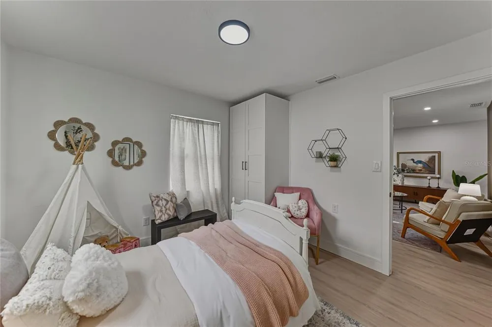 4105 W Bay Villa Ave, Tampa, FL 33611