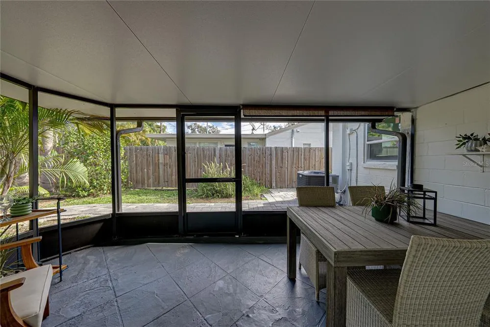 4105 W Bay Villa Ave, Tampa, FL 33611