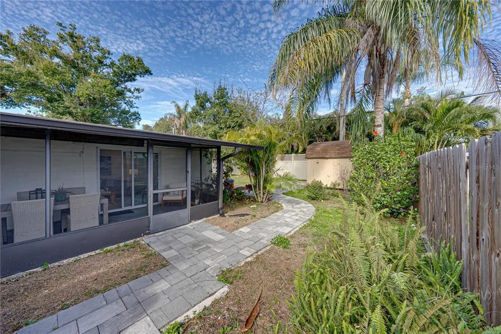 4105 W Bay Villa Ave, Tampa, FL 33611