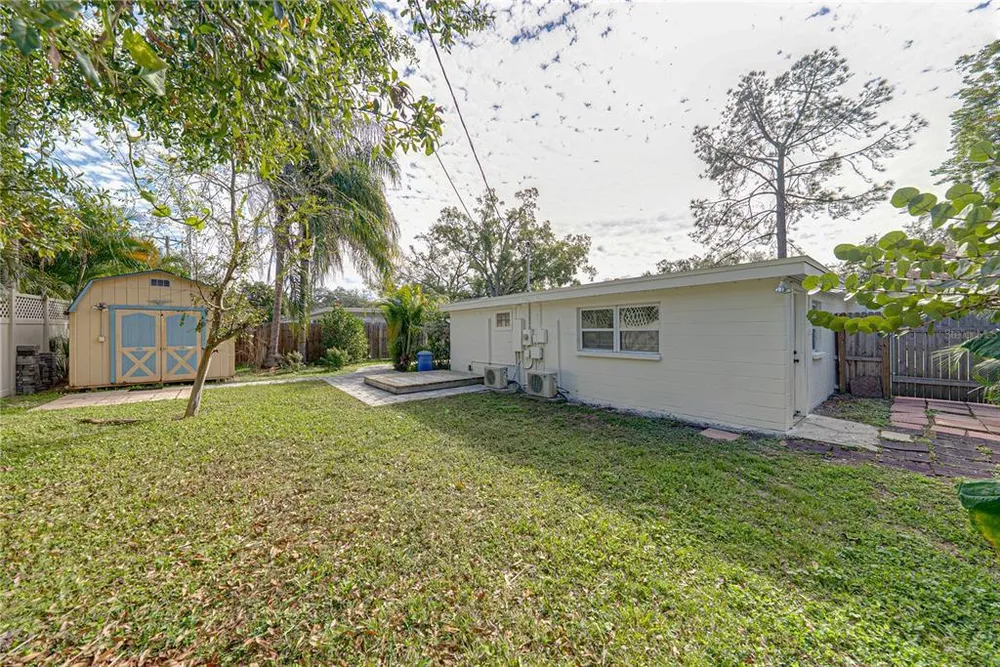 4105 W Bay Villa Ave, Tampa, FL 33611
