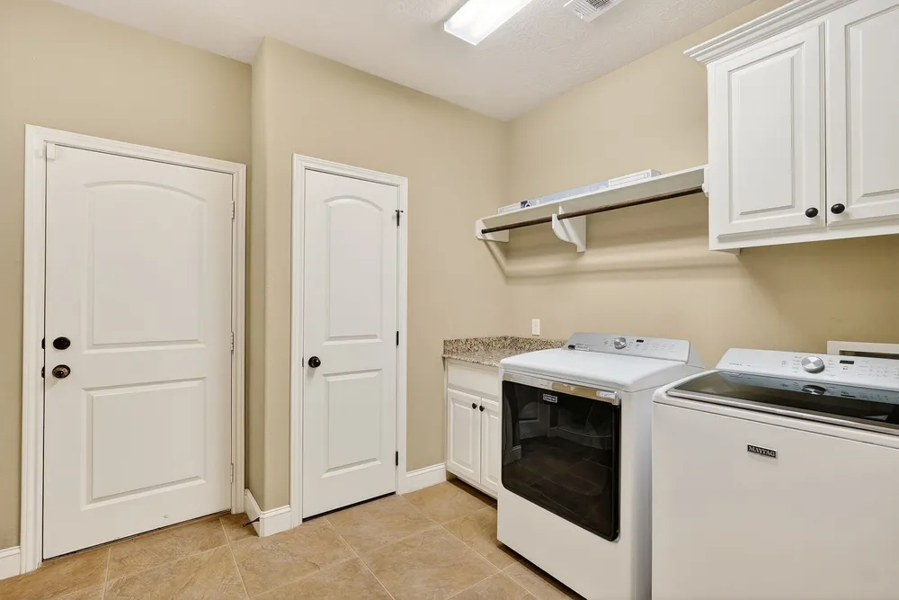 2468 Stone Castle Circle, College Station, TX 77845
