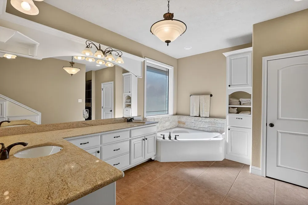 2468 Stone Castle Circle, College Station, TX 77845