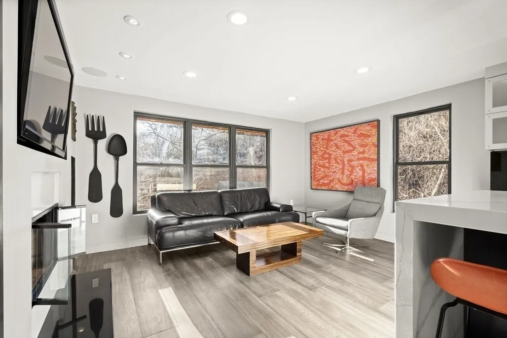 241 Perkins St, Boston, MA 02130