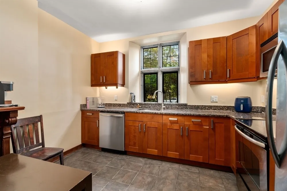 241 Perkins St, Boston, MA 02130