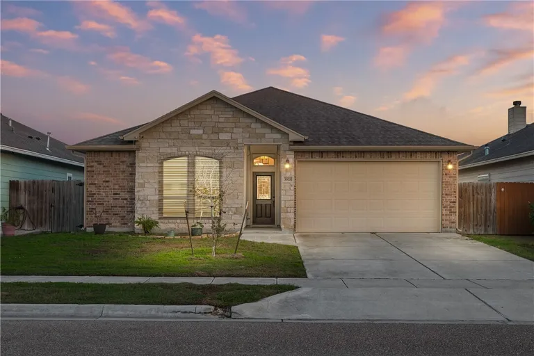 3818 Pennine Way, Corpus Christi, TX 78414