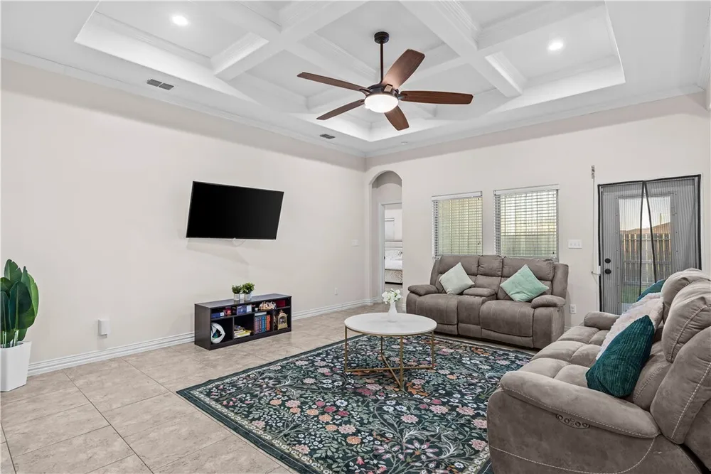 3818 Pennine Way, Corpus Christi, TX 78414