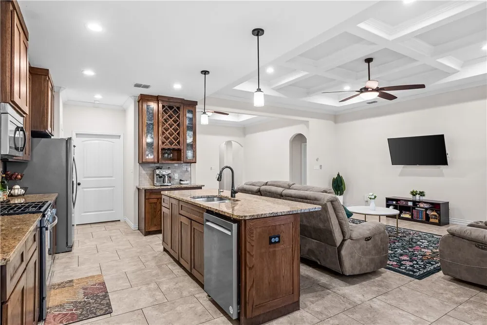 3818 Pennine Way, Corpus Christi, TX 78414