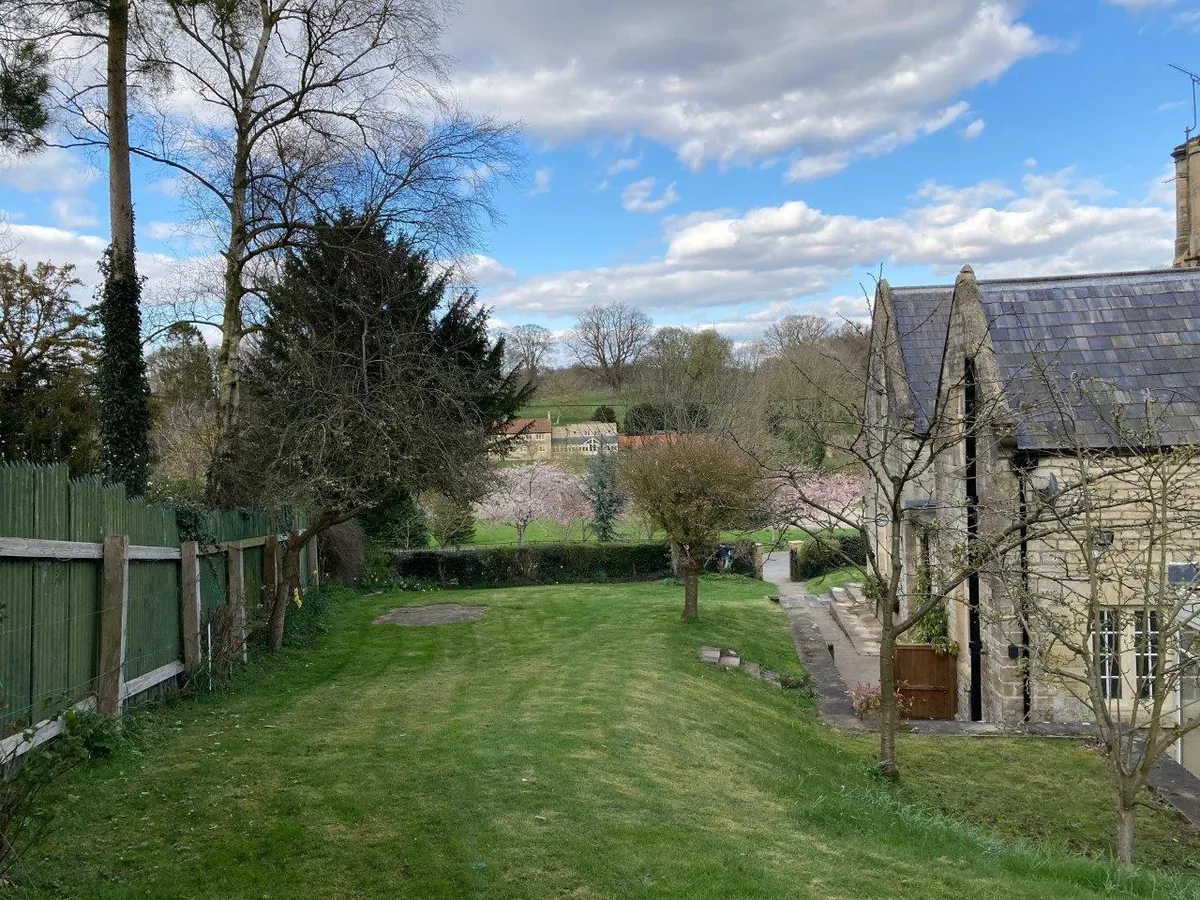 CHURCH COTTAGES, STOKE ROCHFORD, GRANTHAM