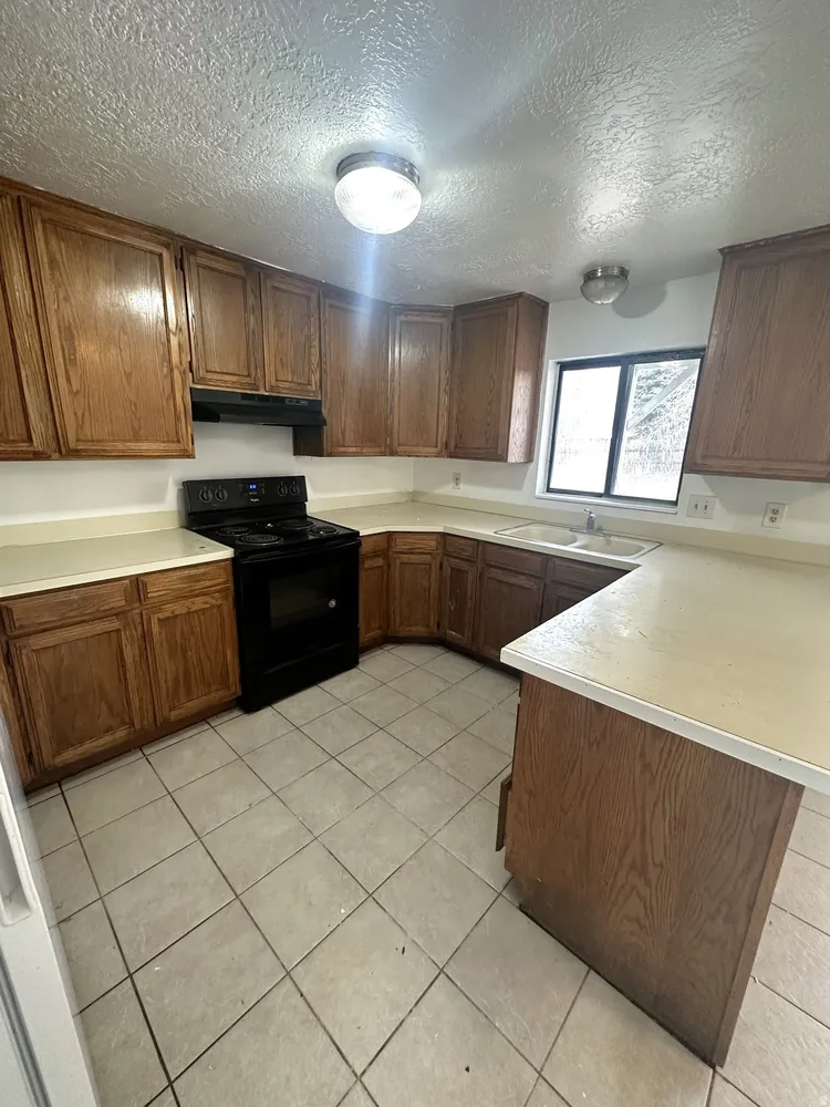 4014 Porter Ave, South Ogden, UT 84403