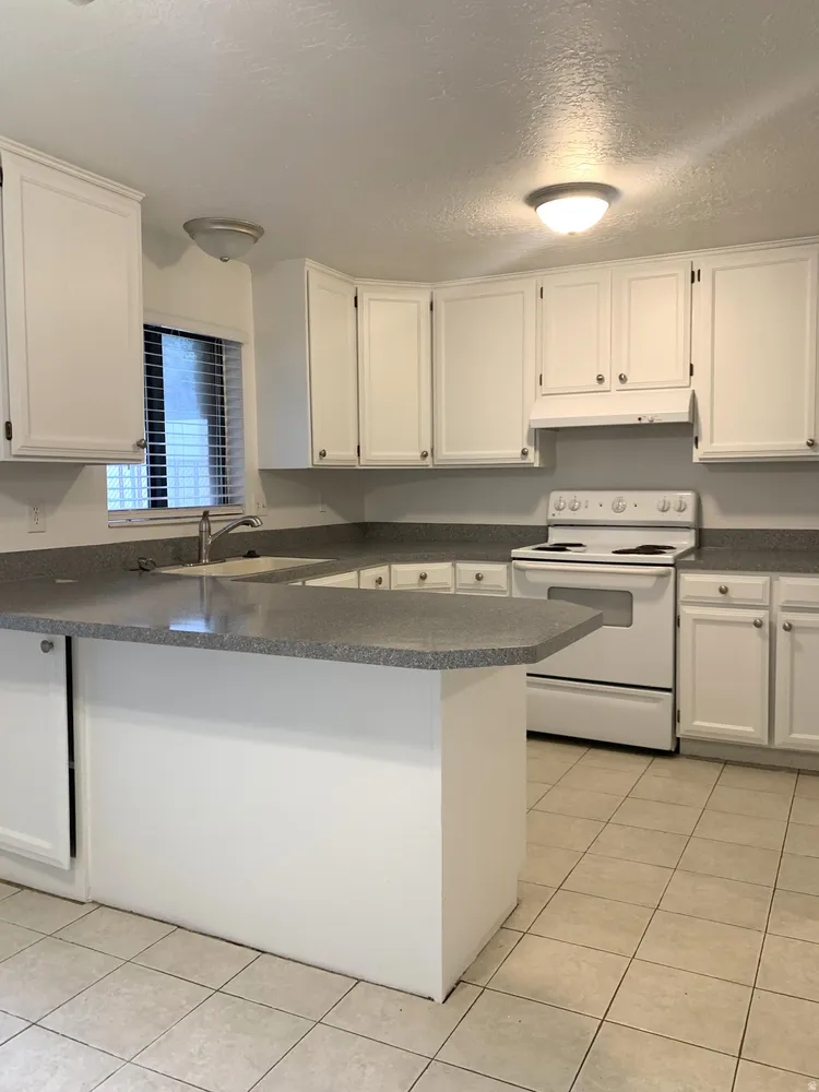 4014 Porter Ave, South Ogden, UT 84403
