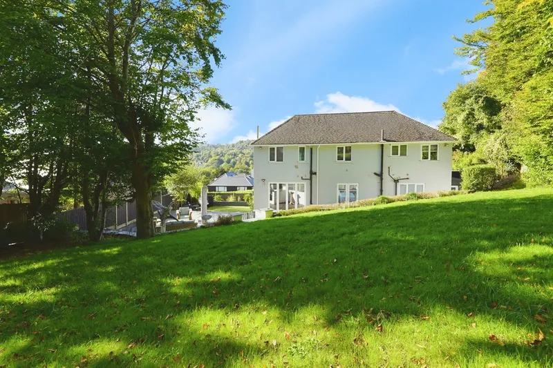 4 bedroom property for sale in Malvern Meadow, Temple Ewell, Dover ...