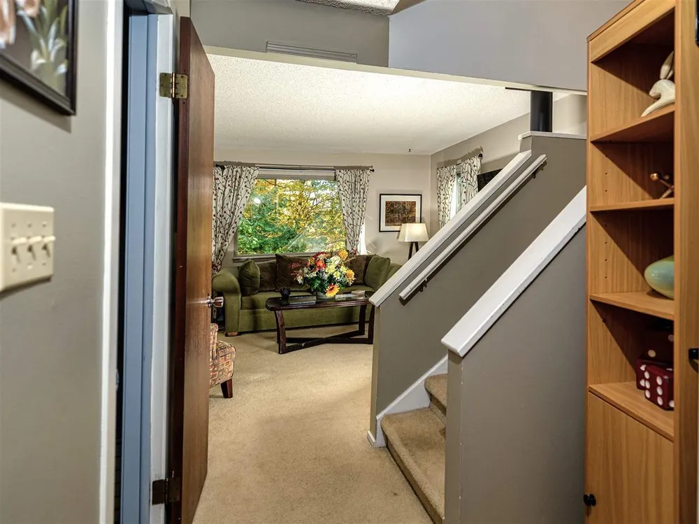 1185 Hideaway Valley Dr, Harbor Springs, MI 49740