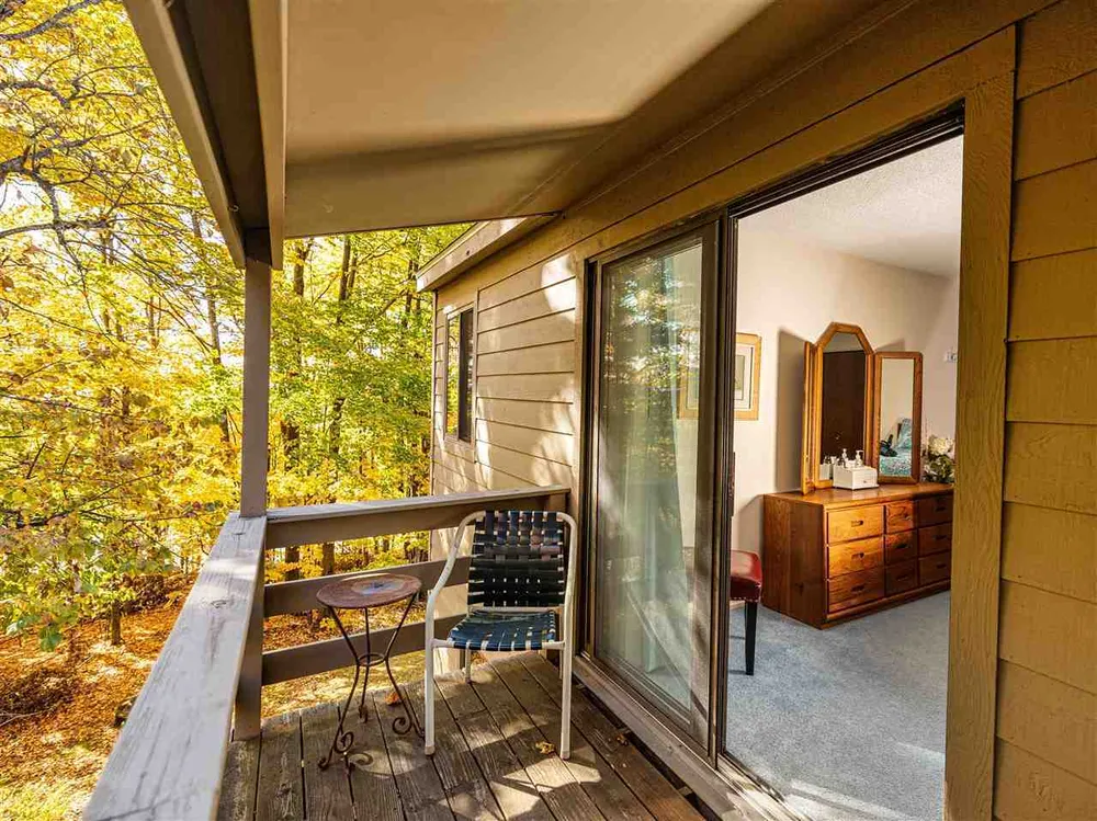 1185 Hideaway Valley Dr, Harbor Springs, MI 49740