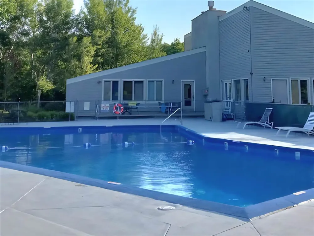 1185 Hideaway Valley Dr, Harbor Springs, MI 49740