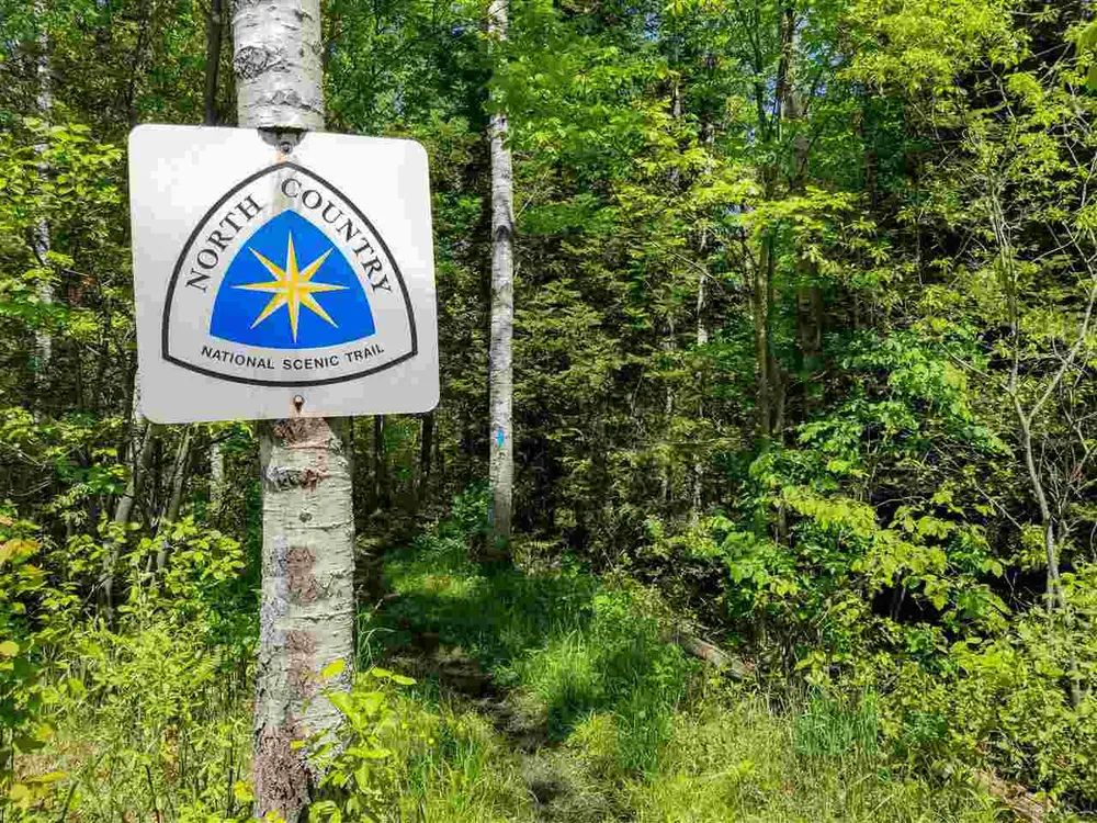 1185 Hideaway Valley Dr, Harbor Springs, MI 49740