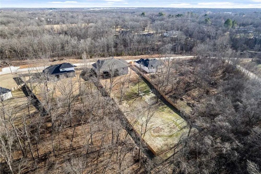 12412 Wildwood Dr, Rogers, AR 72756-3089