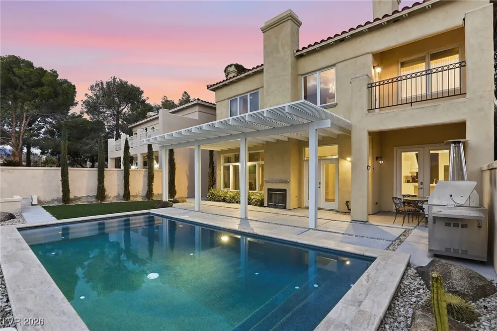 9053 Opus Dr, Las Vegas, NV 89117