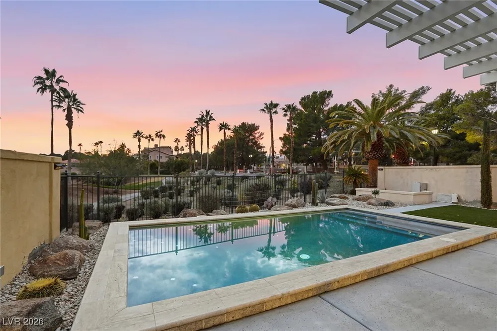 9053 Opus Dr, Las Vegas, NV 89117