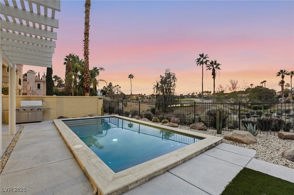 9053 Opus Dr, Las Vegas, NV 89117