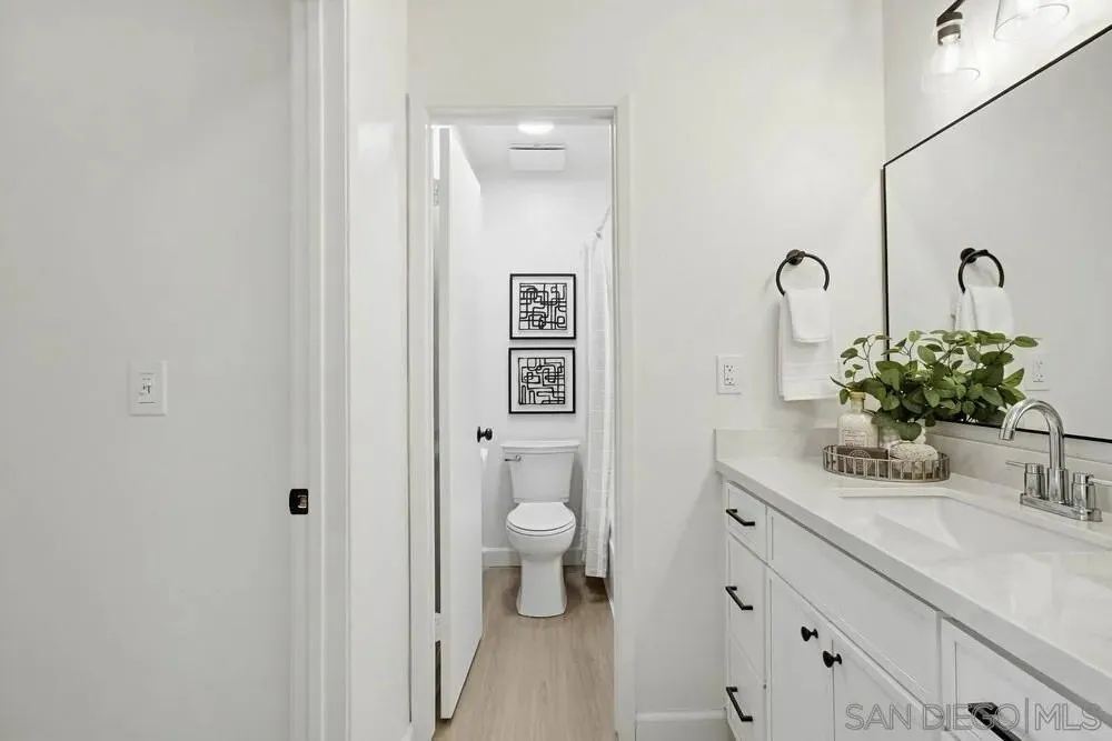 3242 Ashford St, San Diego, CA 92111