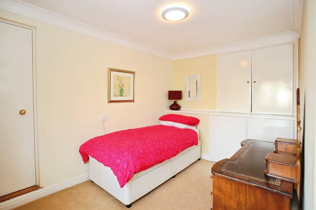 Property photo 28