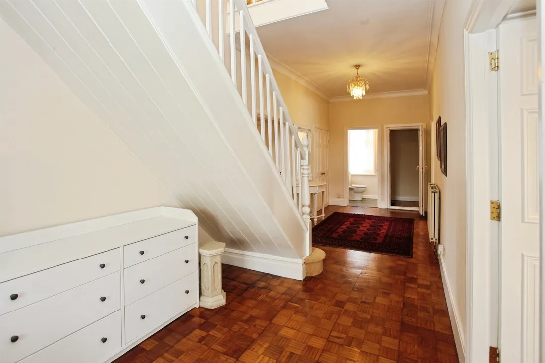 Property photo 32