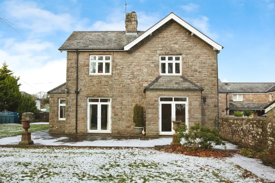 Property photo 33