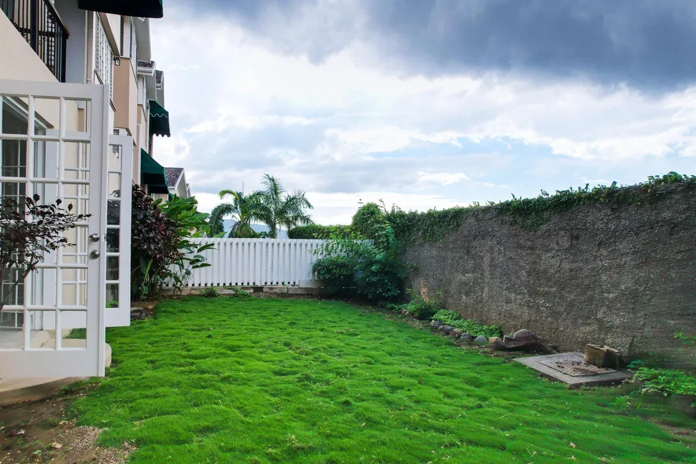 BRACKNELL AVENUE Kingston  St. Andrew