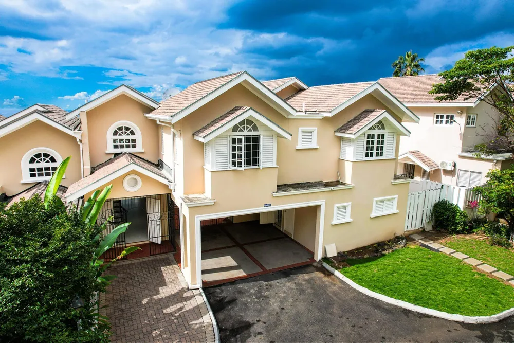 BRACKNELL AVENUE Kingston  St. Andrew
