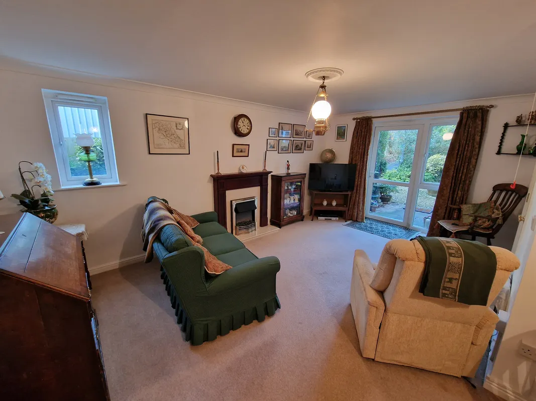 Apartment 3, Wyndham Court, Yeovil, Somerset, BA21 4HB