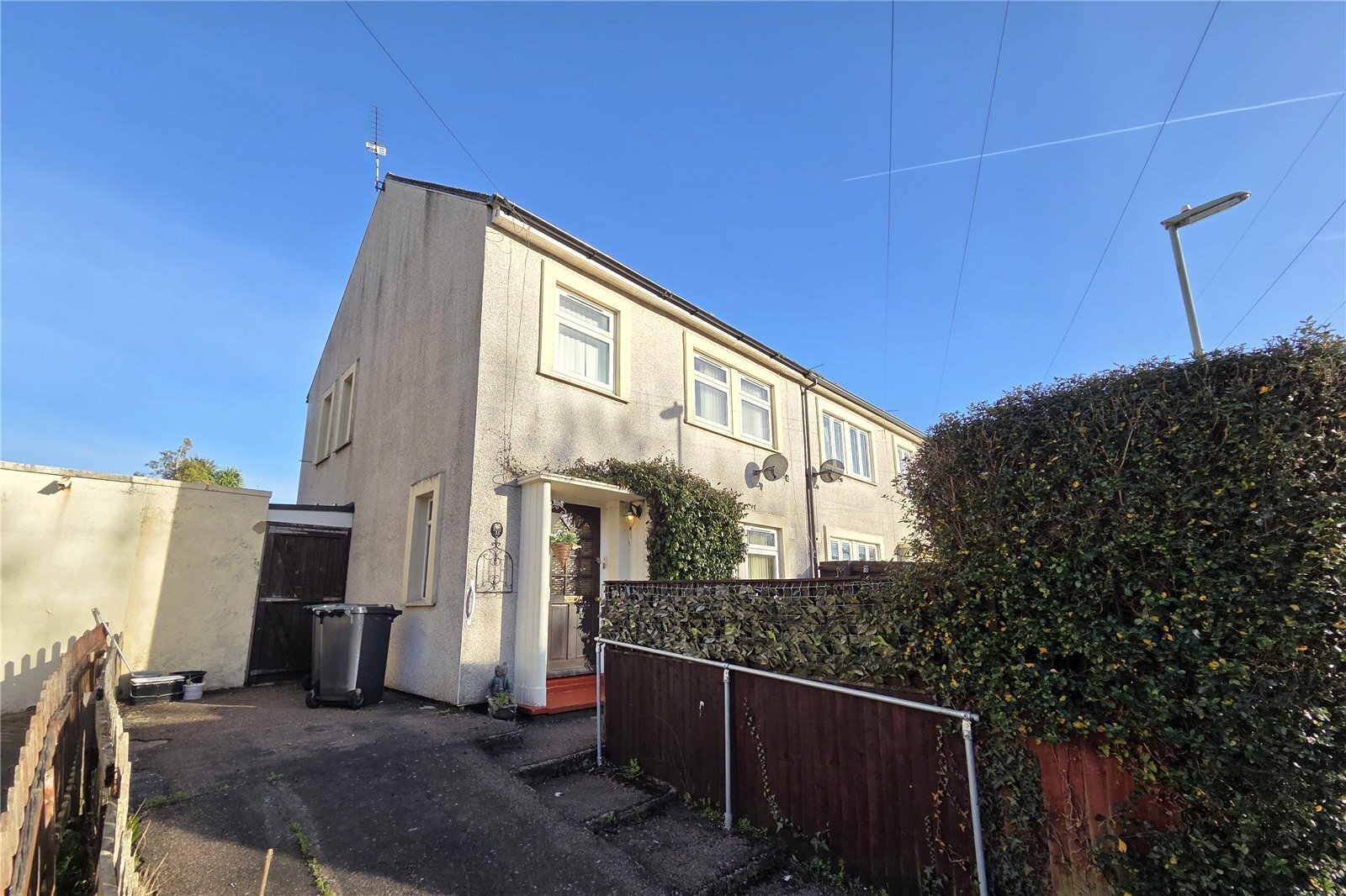 Corhampton Crescent, Havant, Hampshire, PO9 Image 1