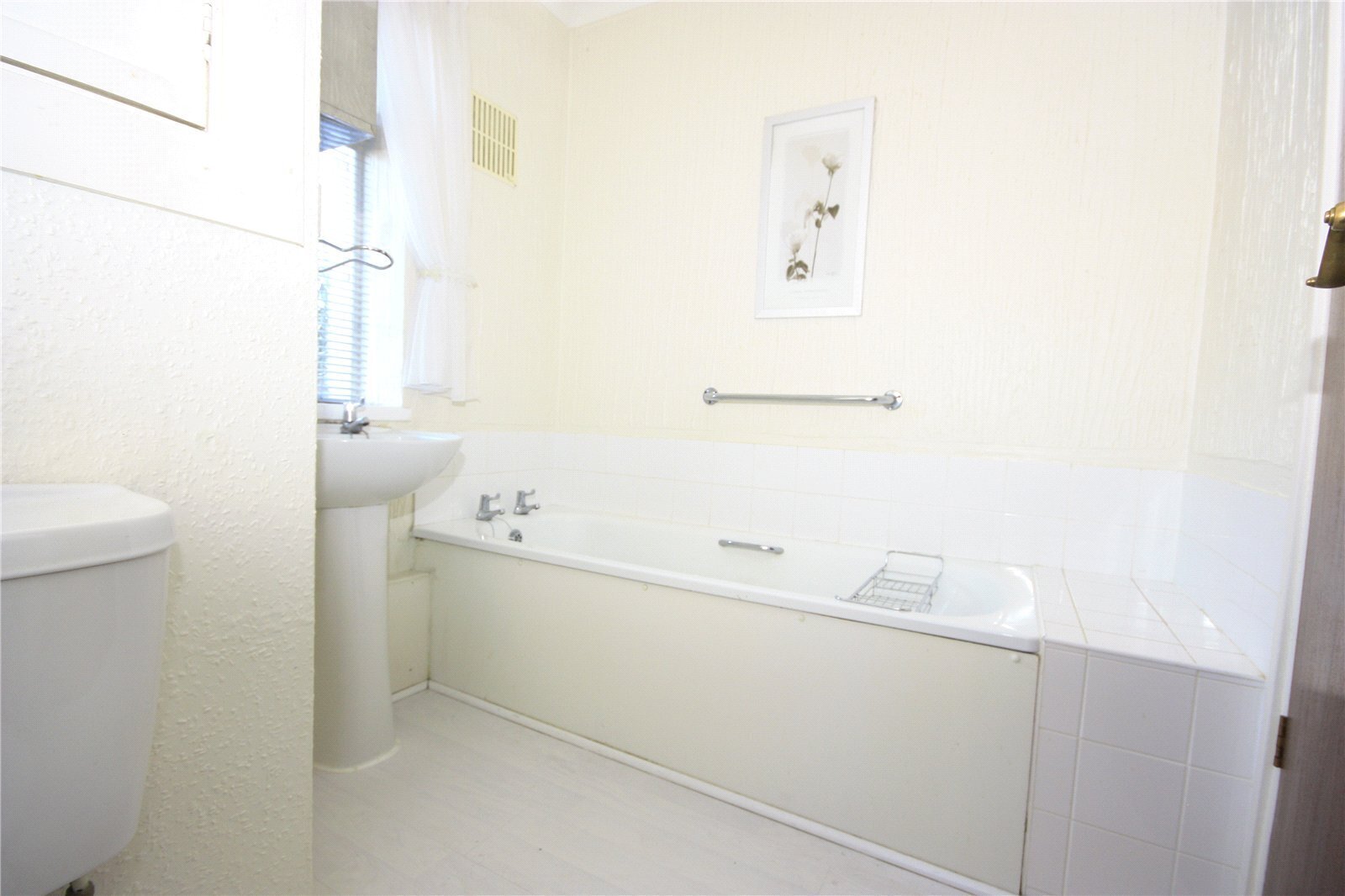 Corhampton Crescent, Havant, Hampshire, PO9 Image 12